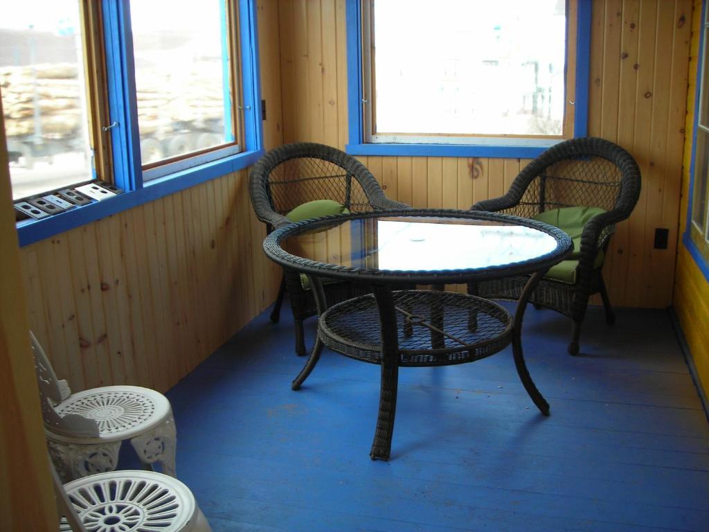 Gite Des Hauteurs Et Cafe De La Place Saint Zenon Oda fotoğraf