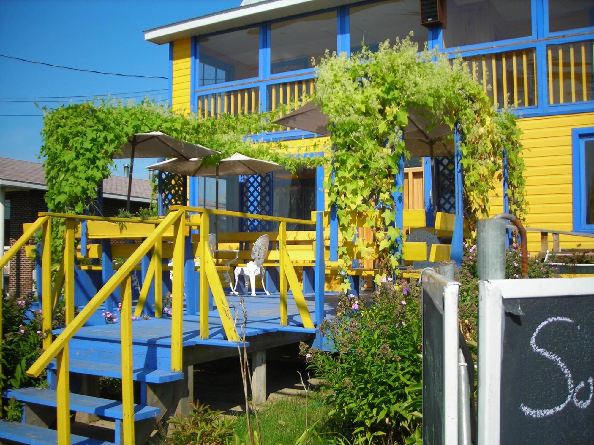 Gite Des Hauteurs Et Cafe De La Place Saint Zenon Dış mekan fotoğraf